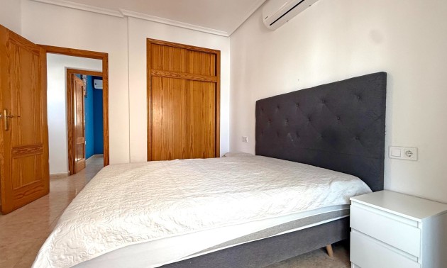 Herverkoop - Villa - Orihuela Costa - Villamartín