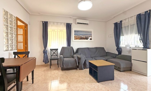 Herverkoop - Villa - Orihuela Costa - Villamartín