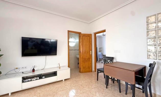 Herverkoop - Villa - Orihuela Costa - Villamartín