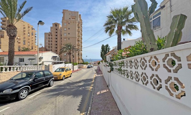 Revente - Maison de ville - Torrevieja - Torrelamata - La Mata