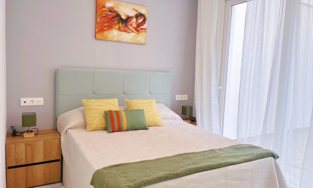Herverkoop - Apartment - Torrevieja - Playa del Cura
