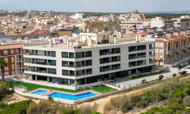 Herverkoop - Apartment - Torrevieja - La Mata