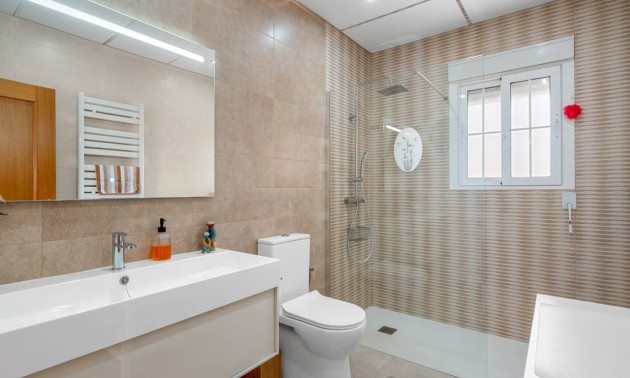 Herverkoop - Country House - Catral
