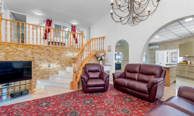 Resale - Villa - Ciudad Quesada