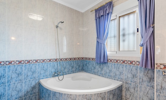 Resale - Villa - Ciudad Quesada