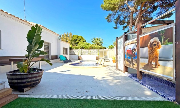Herverkoop - Villa - Orihuela Costa - Punta Prima
