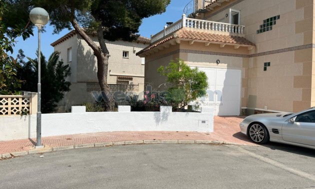 Resale - Villa - San Miguel de Salinas