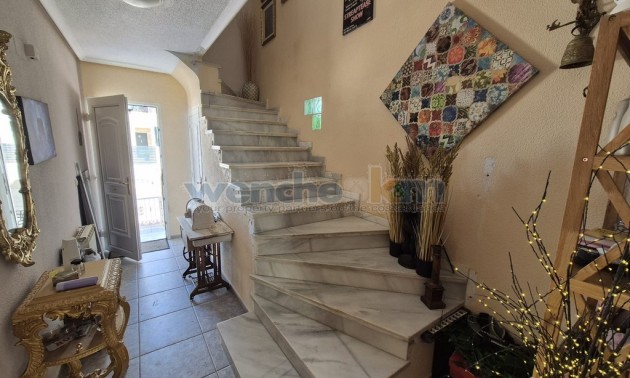 Resale - Villa - San Miguel de Salinas