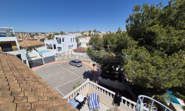 Resale - Villa - San Miguel de Salinas