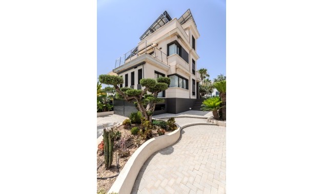 Herverkoop - Villa - Orihuela Costa - La Zenia