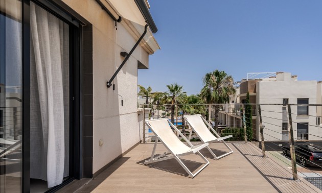 Herverkoop - Villa - Orihuela Costa - La Zenia
