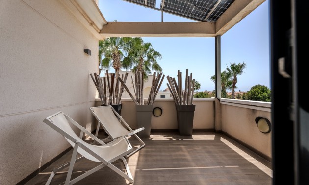 Herverkoop - Villa - Orihuela Costa - La Zenia