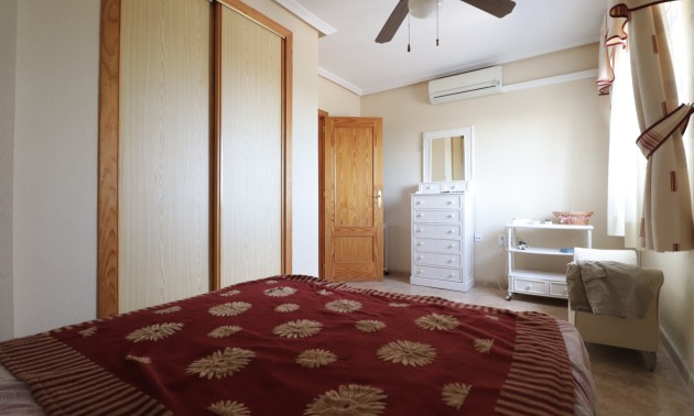 Herverkoop - Villa - Orihuela Costa - Los Balcones