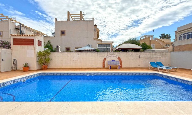 Herverkoop - Villa - Orihuela Costa - Los Altos