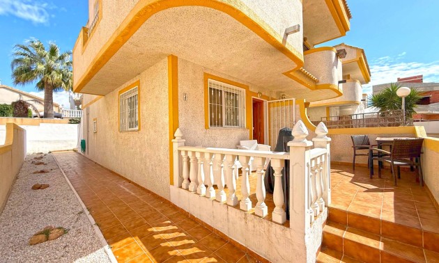 Herverkoop - Villa - Orihuela Costa - Los Altos