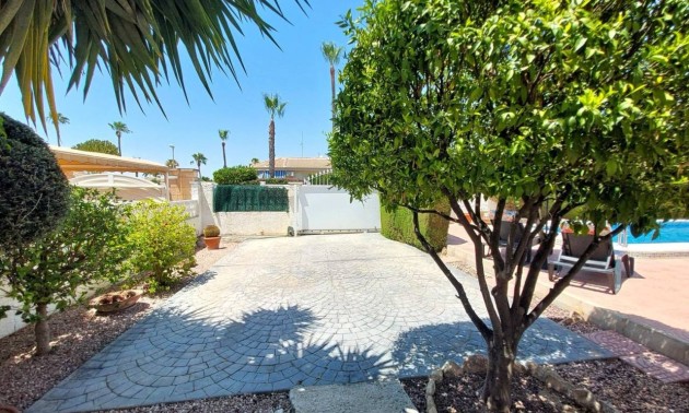 Herverkoop - Villa - Ciudad Quesada - Pueblo Bravo