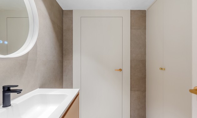 Revente - Apartment - Alicante