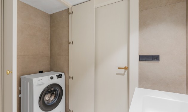 Revente - Apartment - Alicante