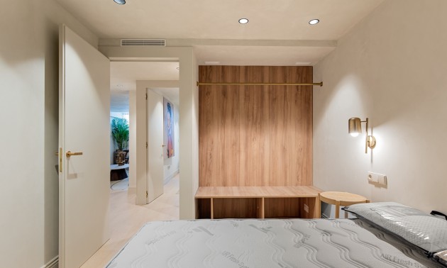 Revente - Apartment - Alicante