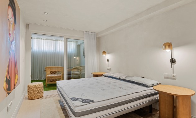 Revente - Apartment - Alicante