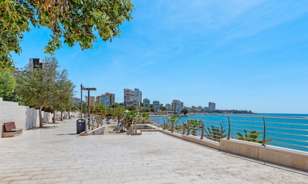 Revente - Apartment - Alicante