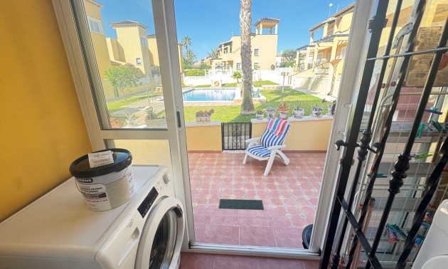 Herverkoop - Villa - Villamartín - Lomas del Golf