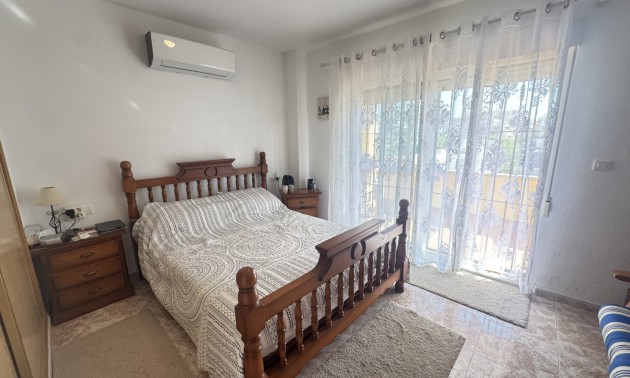 Herverkoop - Villa - Villamartín - Lomas del Golf