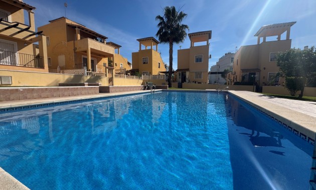 Herverkoop - Villa - Villamartín - Lomas del Golf