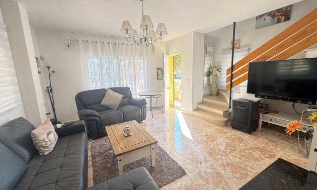 Herverkoop - Villa - Villamartín - Lomas del Golf