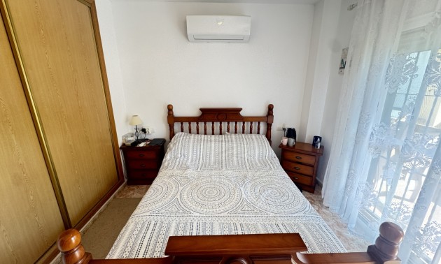 Herverkoop - Villa - Villamartín - Lomas del Golf