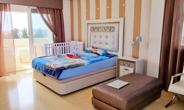 Herverkoop - Villa - Torrevieja - La Mata