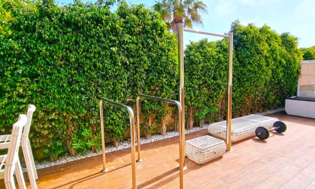Herverkoop - Villa - Torrevieja - La Mata