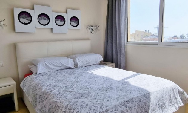 Herverkoop - Villa - Torrevieja - La Mata