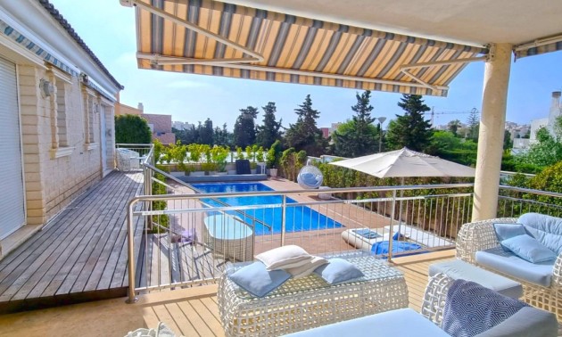 Herverkoop - Villa - Torrevieja - La Mata