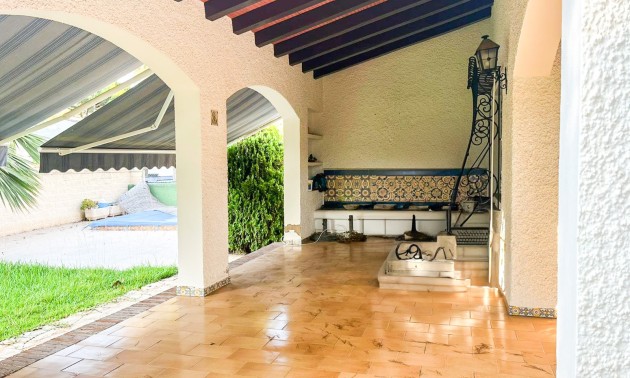 Herverkoop - Villa - Orihuela Costa - Punta Prima