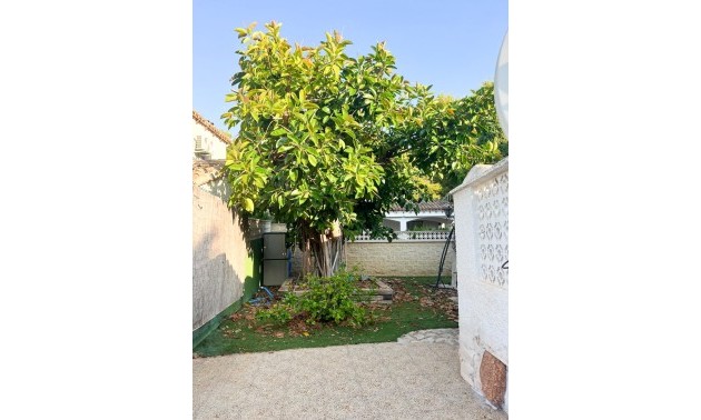 Herverkoop - Villa - Orihuela Costa - Punta Prima