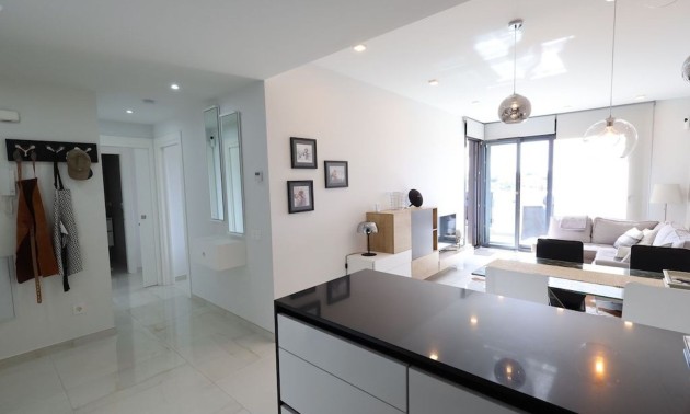 Resale - Apartment - Orihuela Costa