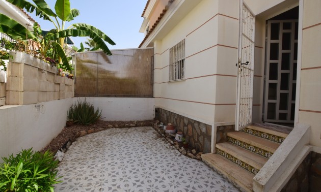 Herverkoop - Villa - Ciudad Quesada - La Fiesta