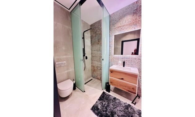 Resale - Villa - Rojales
