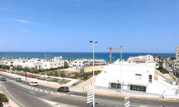 Herverkoop - Apartment - Torrevieja - La Mata