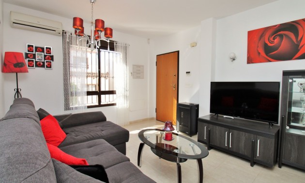 Herverkoop - Villa - Villamartín - PAU 8