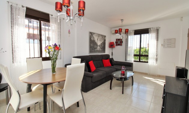Herverkoop - Villa - Villamartín - PAU 8