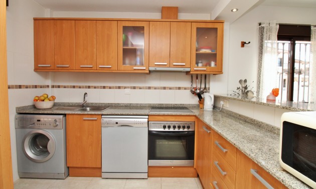 Herverkoop - Villa - Villamartín - PAU 8