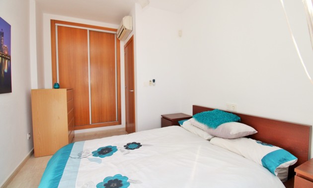 Herverkoop - Villa - Villamartín - PAU 8