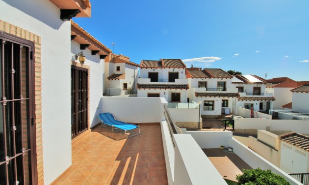 Herverkoop - Villa - Villamartín - PAU 8