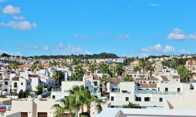 Herverkoop - Villa - Villamartín - PAU 8