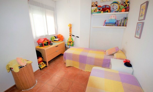 Herverkoop - Apartment - Guardamar del Segura
