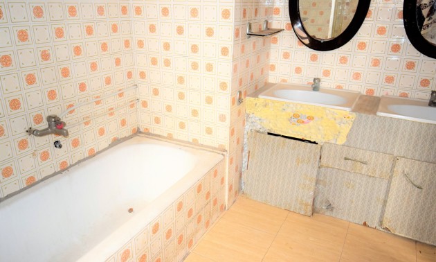 Herverkoop - Apartment - Guardamar del Segura