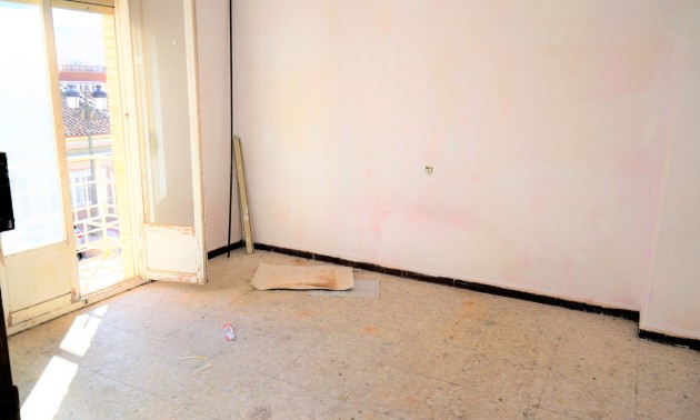 Herverkoop - Apartment - Guardamar del Segura