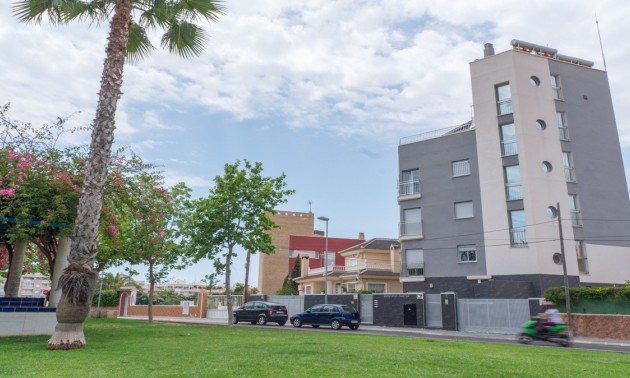 Revente - Apartment - Torrevieja